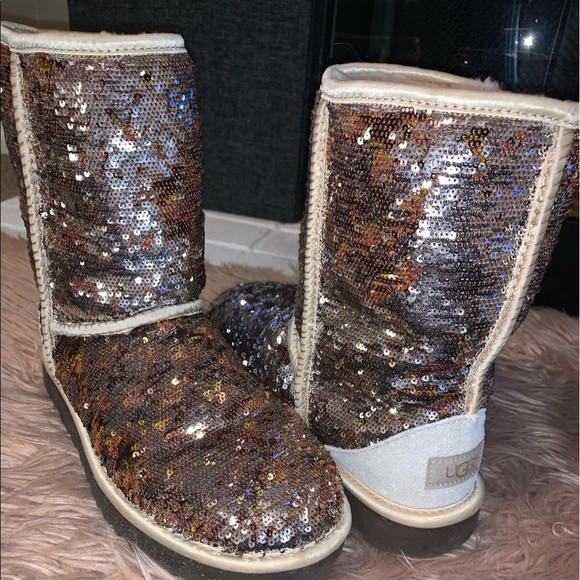 black sequin uggs size 10